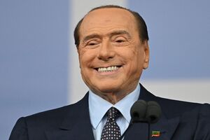 illustration Soirées « bunga-bunga » : Silvio Berlusconi acquitté dans un procès pour corruption