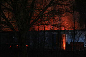 illustration Incendie dans des entrepôts de Bolloré Logistics près de Rouen : le feu désormais circonscrit
