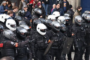 illustration Manifestation du 13 avril : incidents à Paris et dix membres des forces de l’ordre blessés