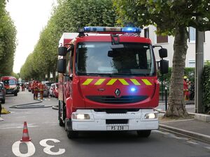 illustration Cloisons démolies, 40 pompiers mobilisés… une femme de 391 kg évacuée vers l’hôpital de Nancy