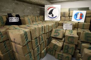 illustration Go-fast en Île-de-France : après une saisie record de 4,8 tonnes de cannabis, les logisticiens condamnés