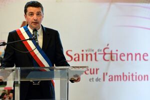 illustration Chantage à la sextape à Saint-Étienne : le maire licencie son directeur de cabinet