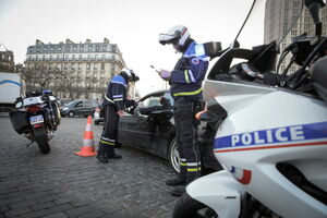 illustration Loire : un motard percute un policier pour fuir un contrôle et le blesse gravement