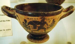 illustration Paris : un vase de la Grèce antique réapparaît et permet de confondre le cambrioleur de caves