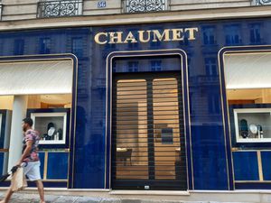illustration Paris : en quelques minutes, le braqueur à trottinette dérobe pour plus de deux millions d’euros de bijoux chez Chaumet