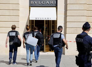 illustration Spectaculaire braquage de la bijouterie Bulgari à Paris : deux suspects interpellés