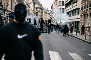illustration Ultradroite : le défilé à Paris se termine par un concert néonazi à Saint-Cyr-l’École, les élus s’insurgent