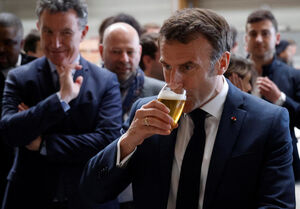 illustration Après la visite d’Emmanuel Macron, un restaurant de l’Hérault visé par des mauvais commentaires