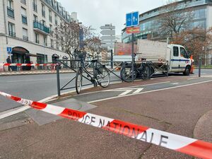 illustration Issy-les-Moulineaux : le pilote d’une trottinette meurt écrasé par un autobus