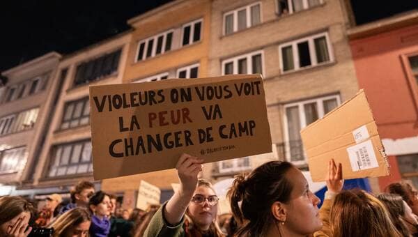 illustration En Belgique et en France. Face aux abus sexuels, les femmes appelées au boycott des bars