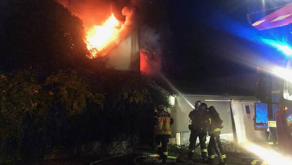 illustration Rennes. Une maison détruite par le feu : une personne intoxiquée
