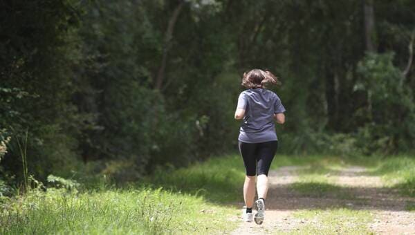 illustration Joggeuse disparue. « Imprudent pour une femme de courir seule en forêt » : des propos polémiques