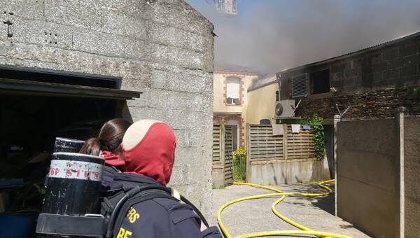 illustration Le feu dans les réserves d’une boulangerie à Saint-Macaire-en-Mauges