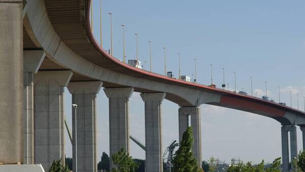 illustration Accident sur le pont de Cheviré : la circulation est difficile