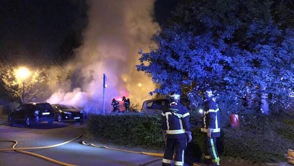 illustration Rennes. Une voiture brûlée ce dimanche soir rue Châteaugiron
