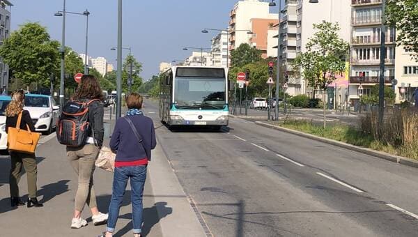illustration Un bus freine en voulant éviter un cycliste : six passagers blessés à Rennes
