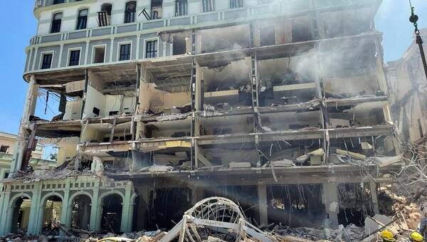 illustration Cuba. Une forte explosion détruit un hôtel cinq étoiles en travaux, au moins huit morts