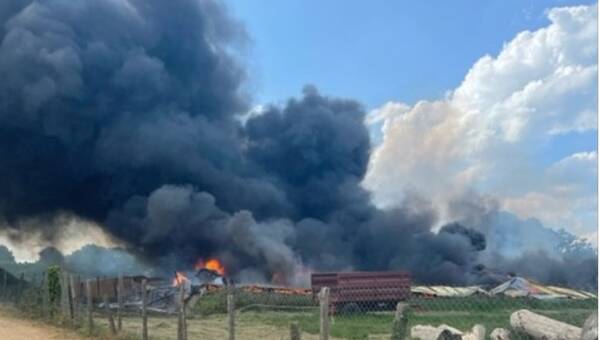 illustration Un hangar agricole en feu à Teillé : 27 pompiers mobilisés