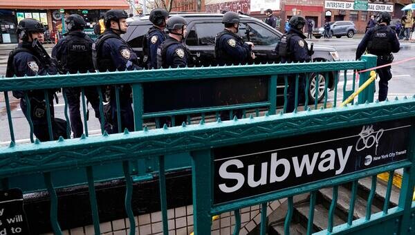 illustration Fusillade dans le métro de New York le 12 avril : l’accusé plaide non coupable