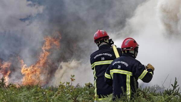 illustration Incendies en France : Gironde, Hérault, Finistère… un mois de juillet marqué par les départs de feux