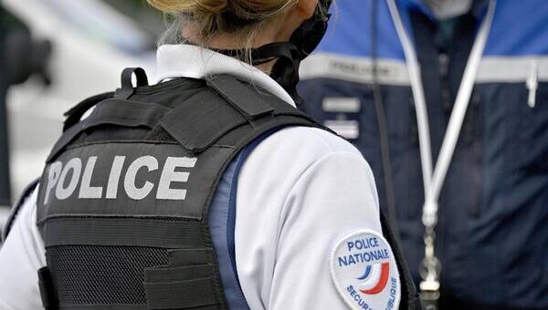 illustration Un jeune de 16 ans tué par arme à feu et deux personnes blessées après une rixe sur la Côte d’Azur