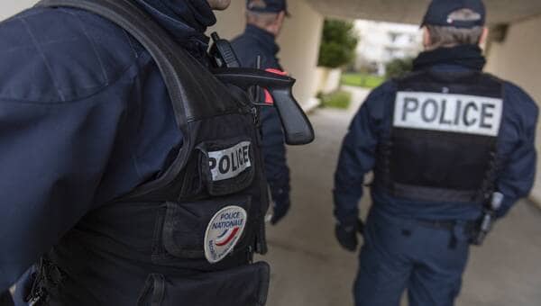 illustration Limoges. Des pompiers et des policiers victimes de tirs de projectiles pendant une intervention