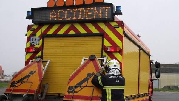 illustration En Loire-Atlantique, un homme grièvement blessé après une collision avec un poids lourd