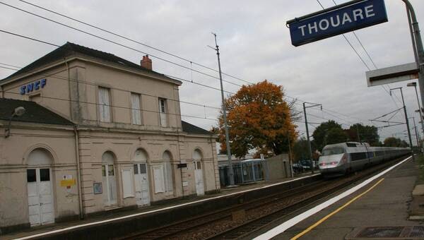 illustration Près de Nantes. Une femme se tue en se jetant sous un train en gare de Thouaré