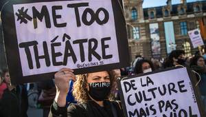 illustration #MeTooThéâtre : 200 personnes manifestent à Paris contre les violences sexistes et sexuelles