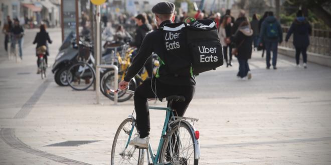 illustration Bordeaux : un livreur à vélo s’enfuit à la vue des policiers et chute